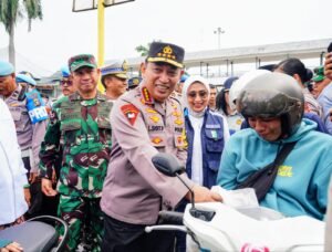 Kapolri Tegaskan TNI-Polri Komitmen Beri Rasa Aman ke Warga yang Mudik