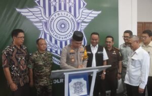 Pos Ops Ketupat Semeru 2024 Polres Probolinggo Siapkan Bengkel dan Pijat Gratis Bagi Pemudik