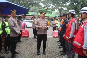 Operasi Ketupat Semeru 2024 Polres Pasuruan Jamin Pemudik Aman Nyaman dan Lancar