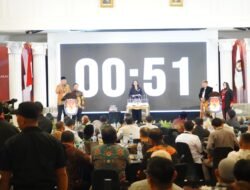 Terjunkan 300 Personel Gabungan, Polres Ponorogo Kondusifkan Debat Publik Kedua Pilkada 2024