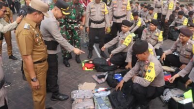 Apel Pengecekan Pasukan Operasi Mantab Praja 2024, Kapolres Pasuruan Pastikan Pasukan Siap Kawal Pilkada 2024