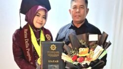 Marissa Della Puspita, S. Hum., Lulusan Terbaik Universitas Sunan Ampel Surabaya, Resmi Sandang Gelar Sarjana